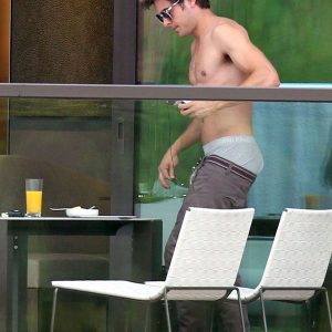 Zac Efron Nude Video 91