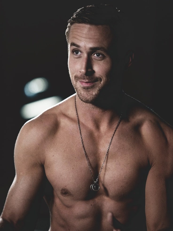 Ryan Gosling Looks GREAT Naked Uncensored - Leaked Men. 