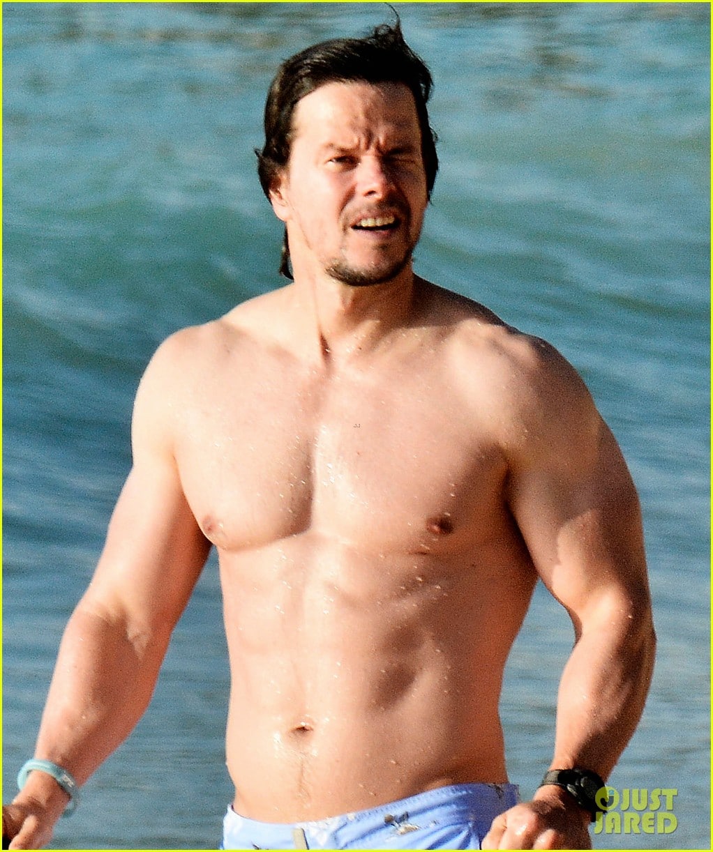 BAM! Mark Wahlberg ohne Shirt! - Stars Nackt