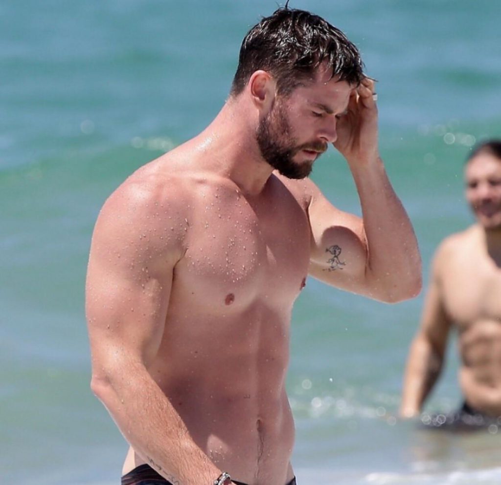 Chris Hemsworth beach body