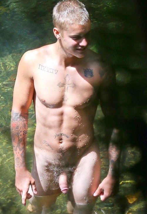 Leaked nudes justin Selena Gomez