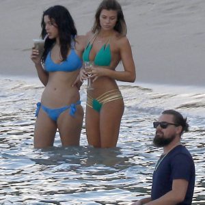 private pic of leonardo dicaprio in the ocean with models