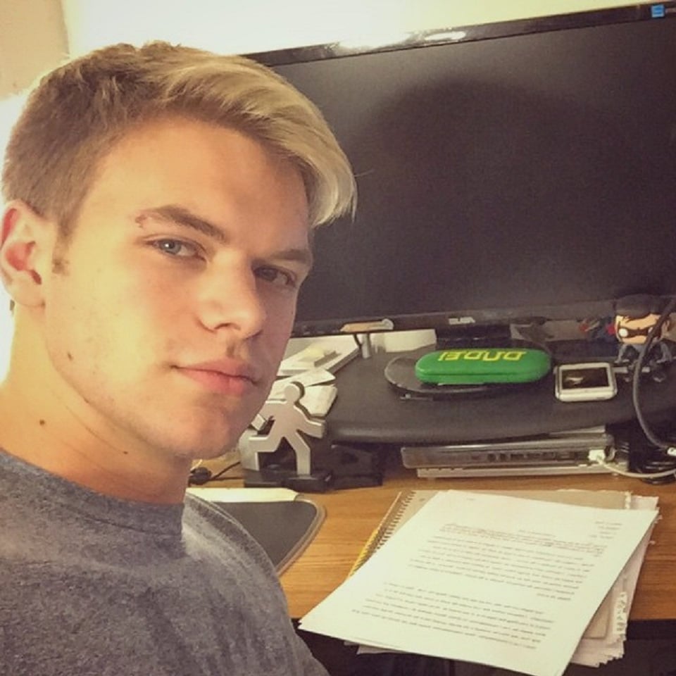 hot celeb Kenton Duty selfie doing homework