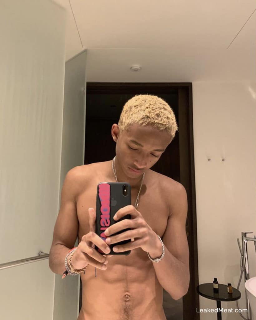 Jaden Smith naked selfie