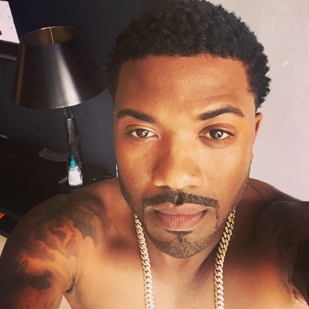 Ray J selfie