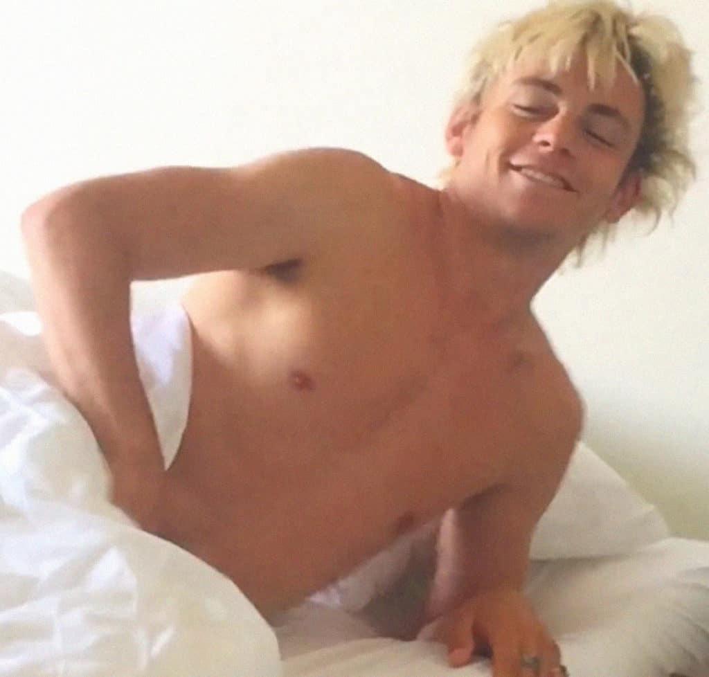 Ross Lynch sexy naked in bed