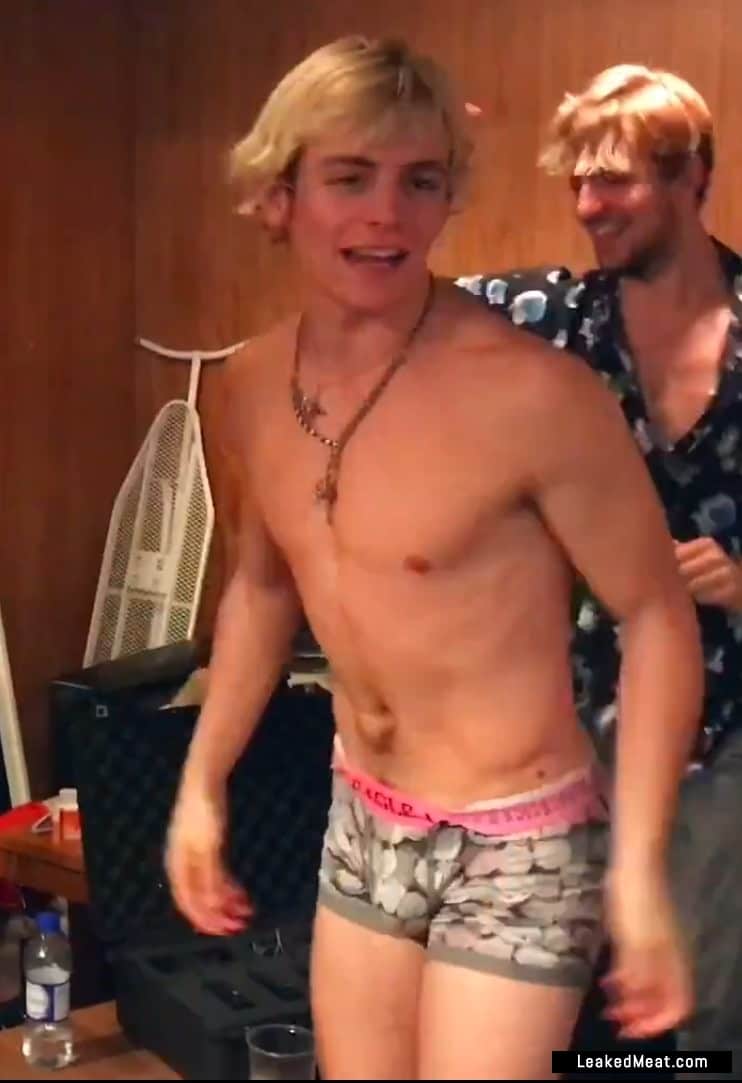 Ross Lynch Nude Jerk Off Pics & Leaked VIDEO! 