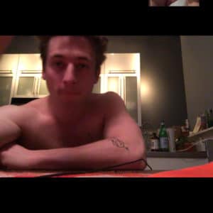Jeremy Allen White ripped muscles