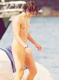 Harry Styles leaked pic